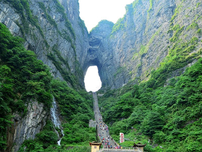 湖南韶山、張家界、芙蓉鎮、鳳凰古城純玩雙飛6天